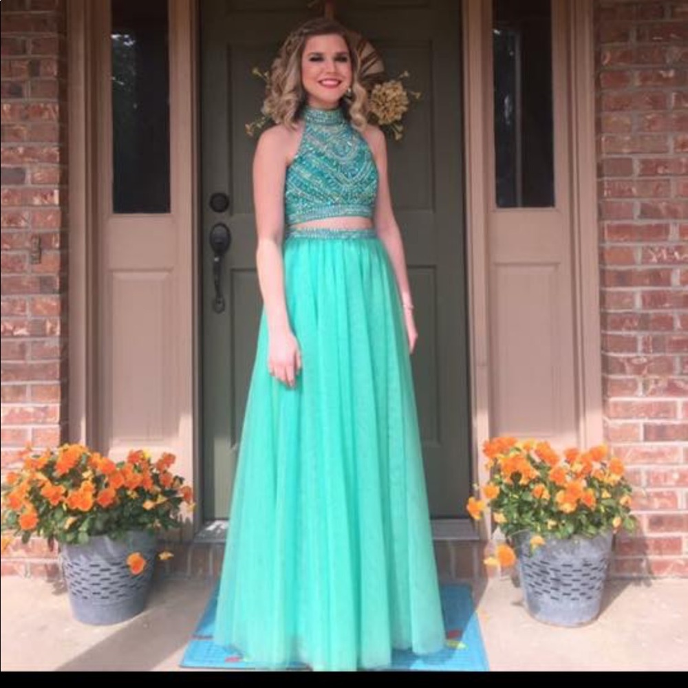 2 piece prom dress